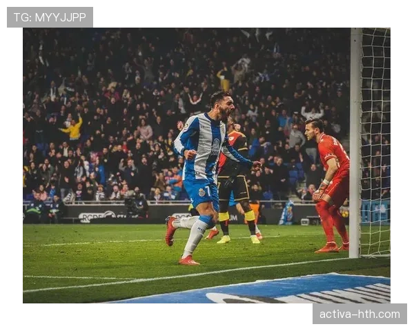 阿斯帕斯职业生涯轨迹：从维戈塞尔塔青训到西甲常青树